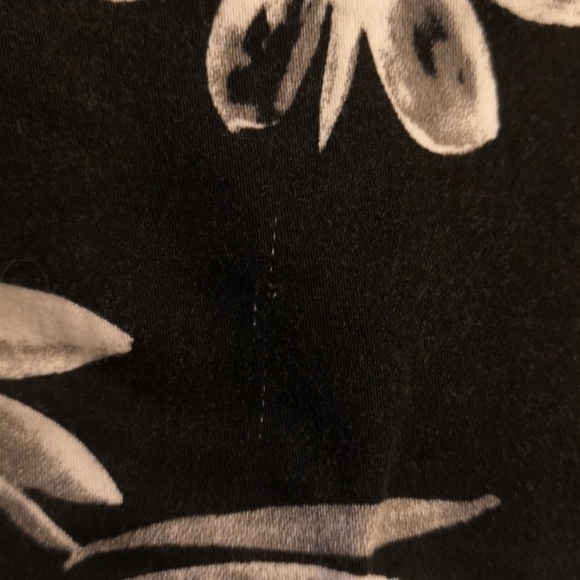 le Chateau Floral Print Shorts - Picture 3 of 7